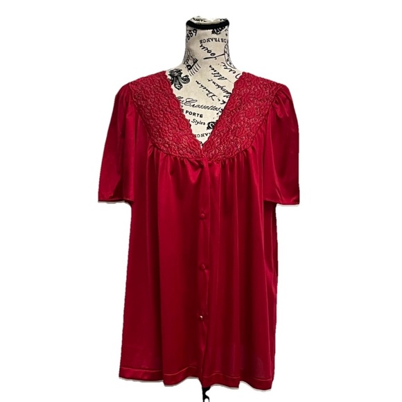 Vintage Vanity Fair Women’s Pajama Top Blouse L Red Pj Button Up Top USA Lace - Picture 1 of 11
